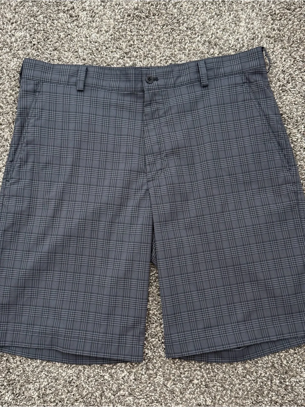 Nike Golf Dri-FIT Men’s Gray Plaid Golf Shorts Size 36